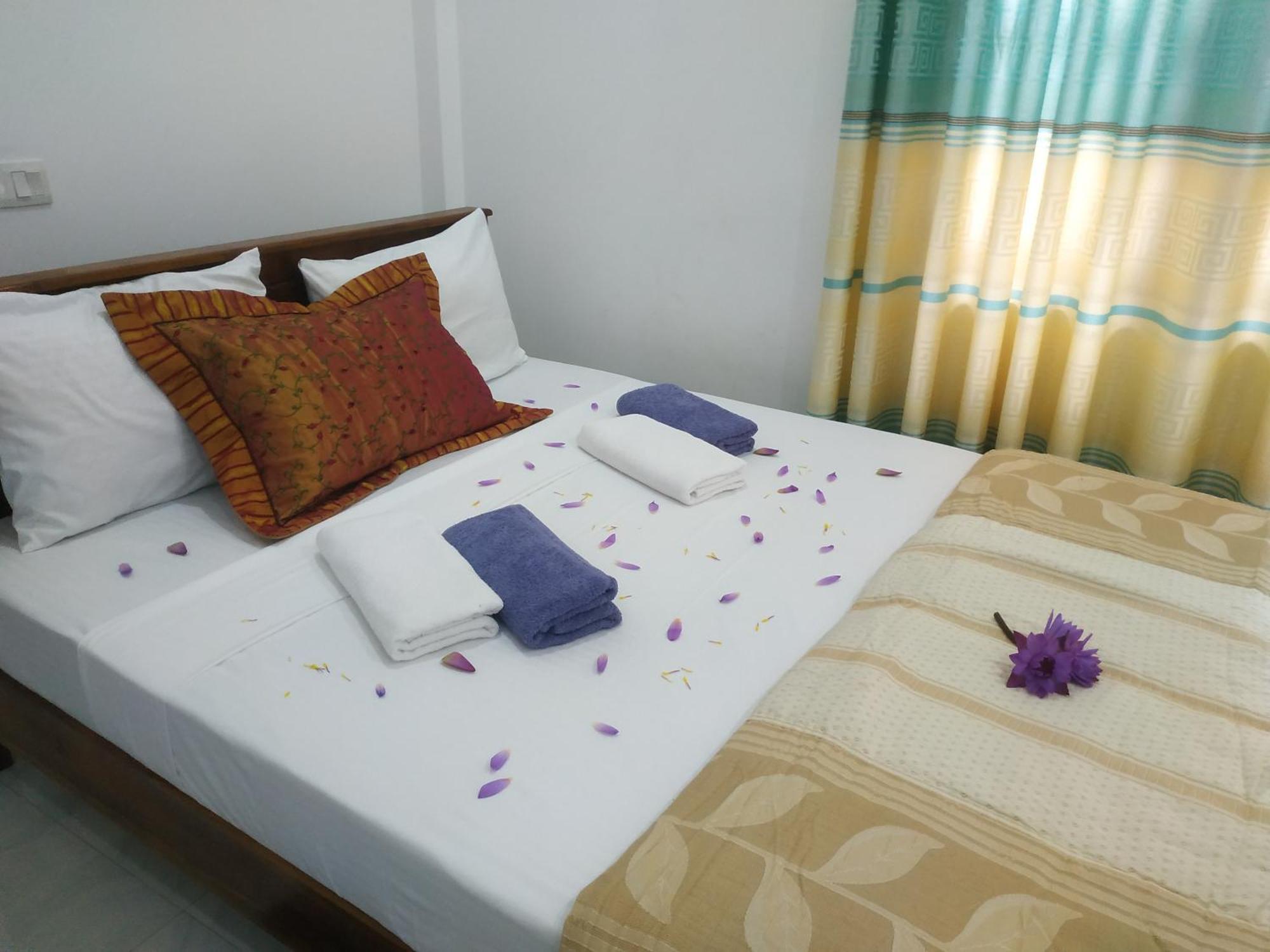 Four Seasons Safari Resort Udawalawa อุดาวาลาเว ภายนอก รูปภาพ